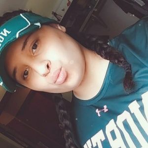 Meet your Posher, Delicia